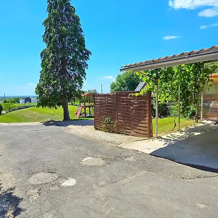Romsics Pince Vendeghaz - Biro Tours - Nr 219 Дом отдыха